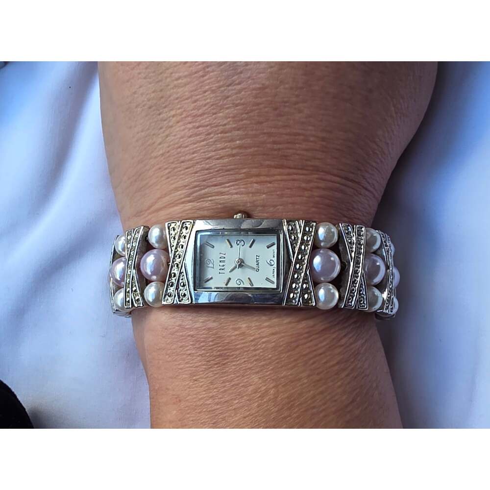 Ladies Watch Bundle - Picture 12 of 12